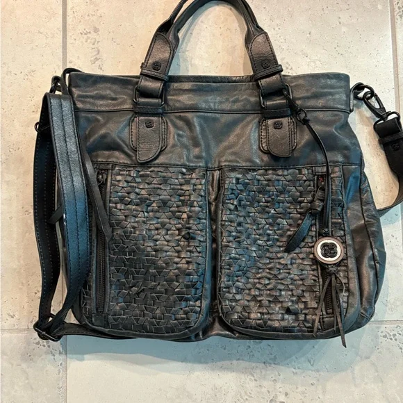 Elliott Lucca Stylish Black Leather Tote Bag - Picture 3 of 12